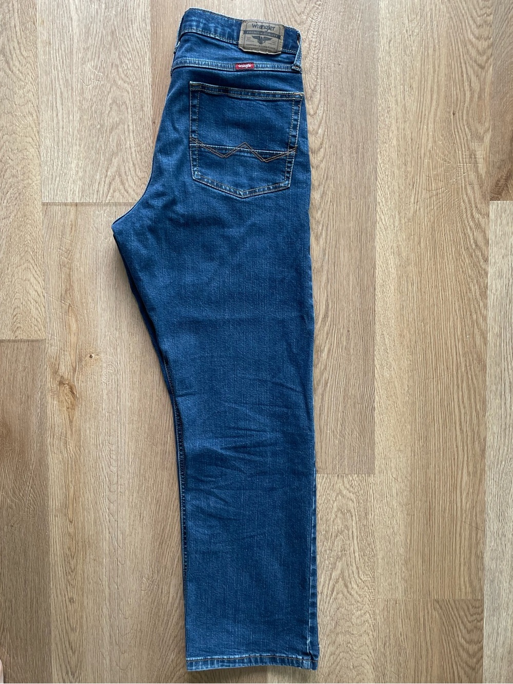 Wrangler Relaxed Boot Cut Jeans 30 x 30 - Picture 7 of 7